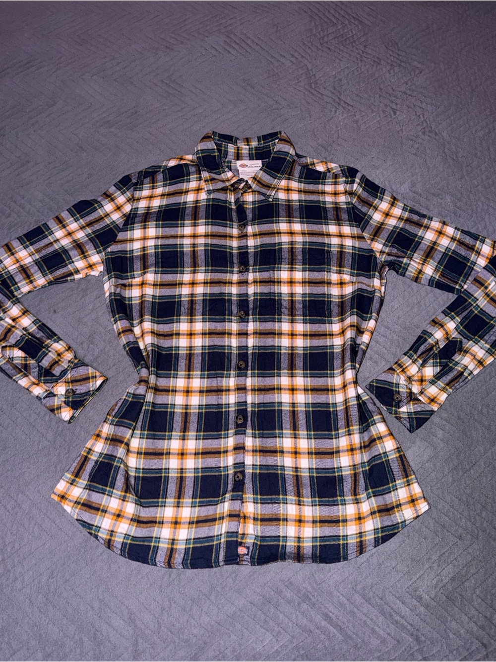 Women's Dickies Crafted for Women Plaid Flannel Shirt Size S